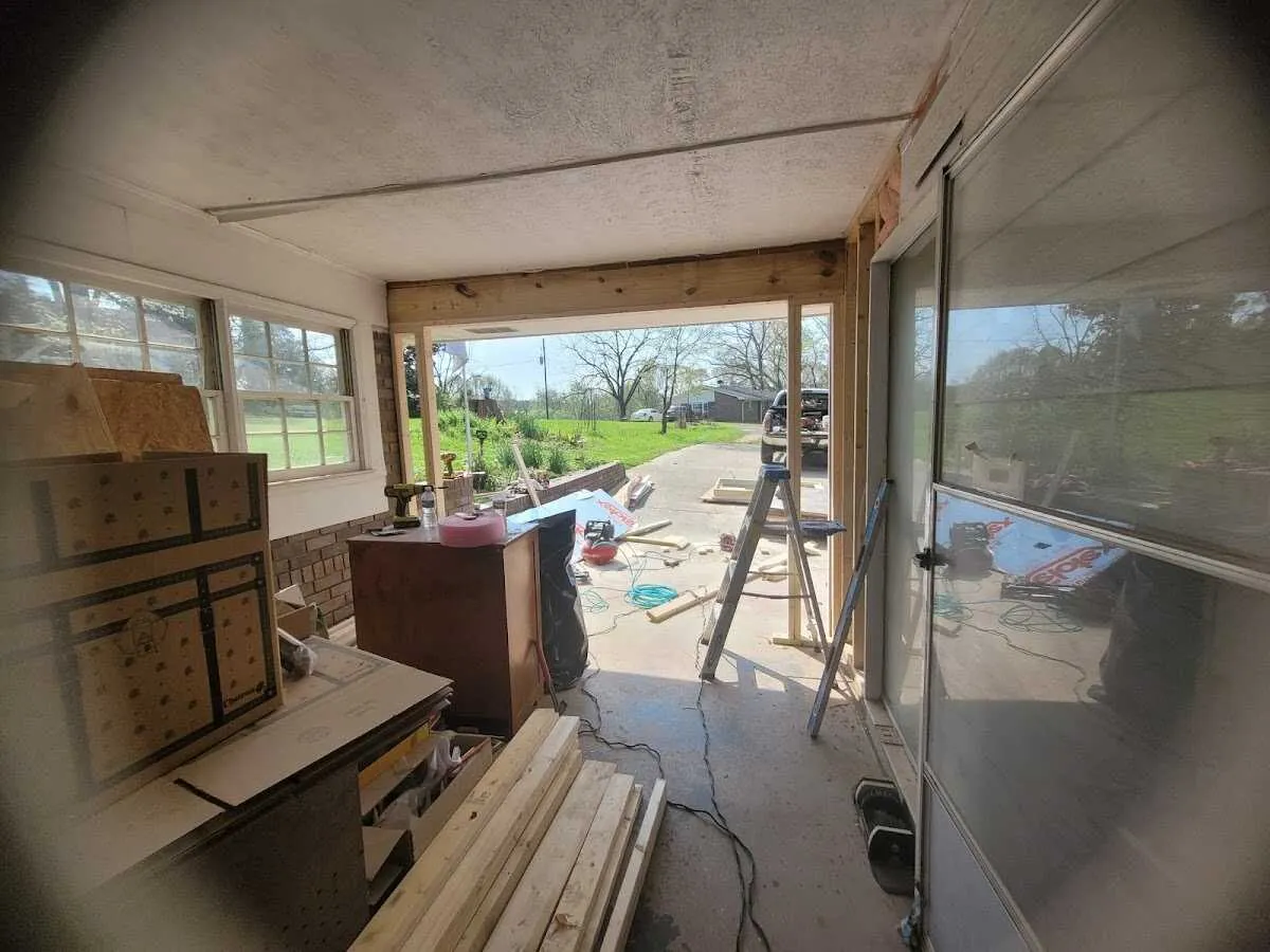 Air movers and dehumidifier for Drying & Dehumidification in Ontario